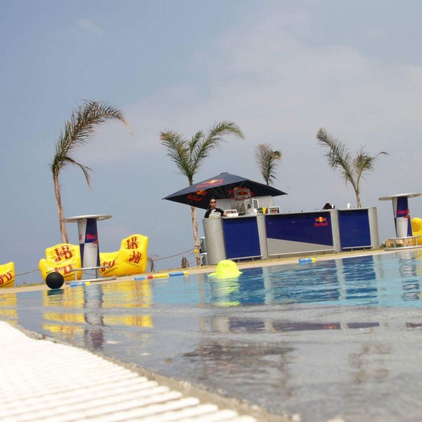 Wet n' Wild Summer Pool Party